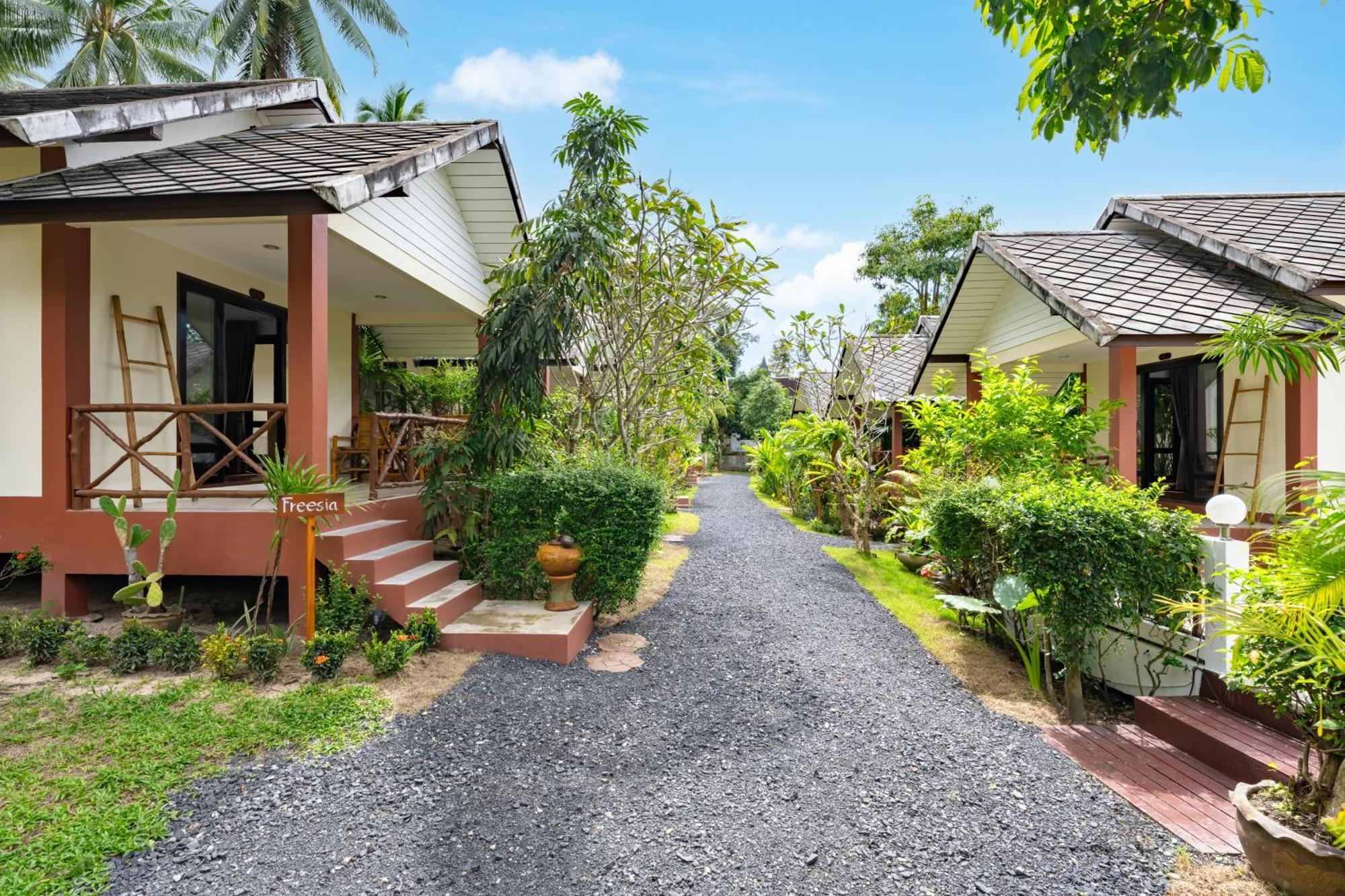 Tropical Heavens Garden Samui Hotel Lipa Noi Exterior photo